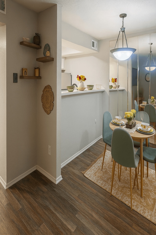 Foto del edificio - City West Apartment Homes