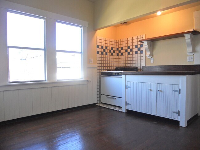 Foto del edificio - 1768 8th St