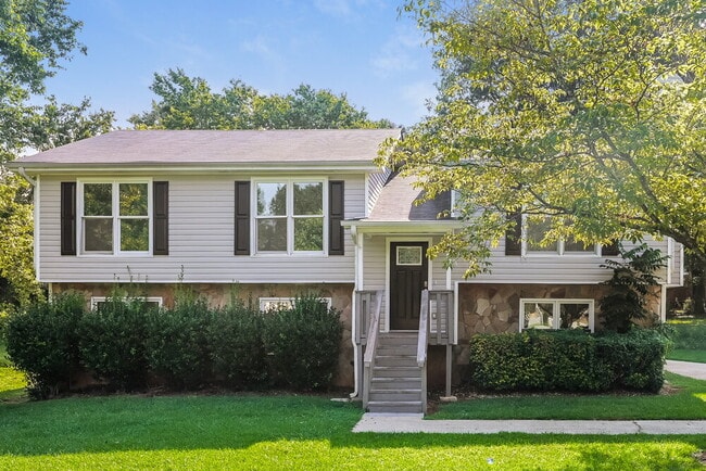 Building Photo - 2958 Quinbery Dr
