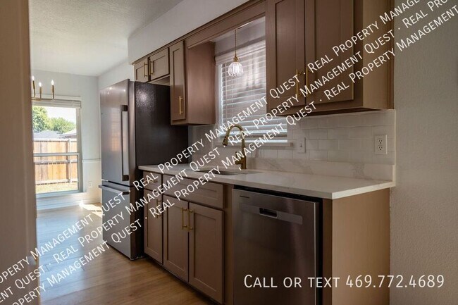 Foto del edificio - 1226 Mockingbird Ln