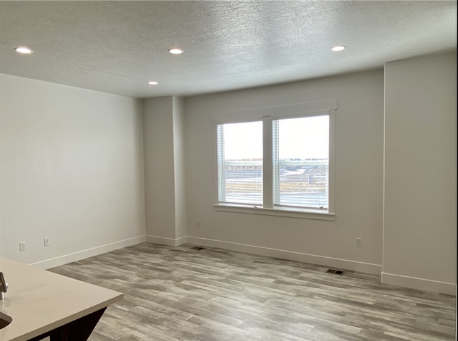 Building Photo - 4071 W 740 N