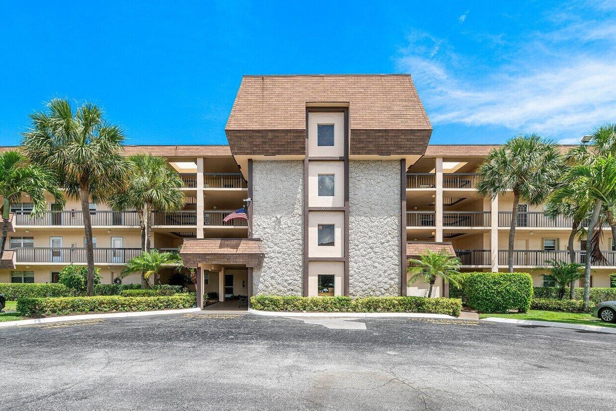Foto principal - 6000 NW 2nd Ave