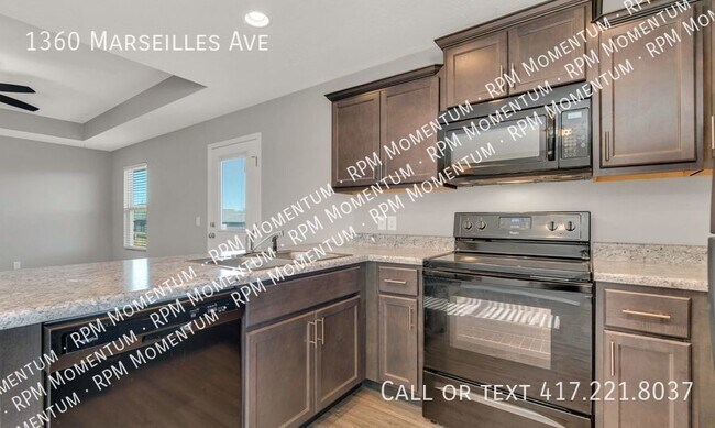 Building Photo - BEAUTIFUL 3BED/2BATH IN REPUBLIC
