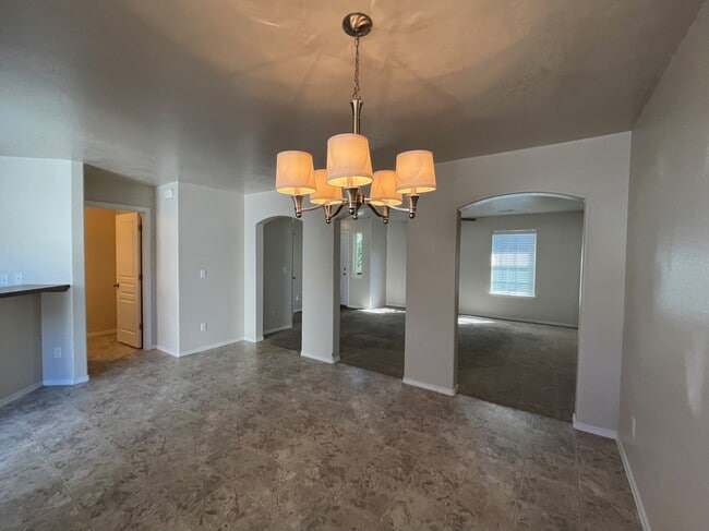 Building Photo - 5537 S Moonfire Way