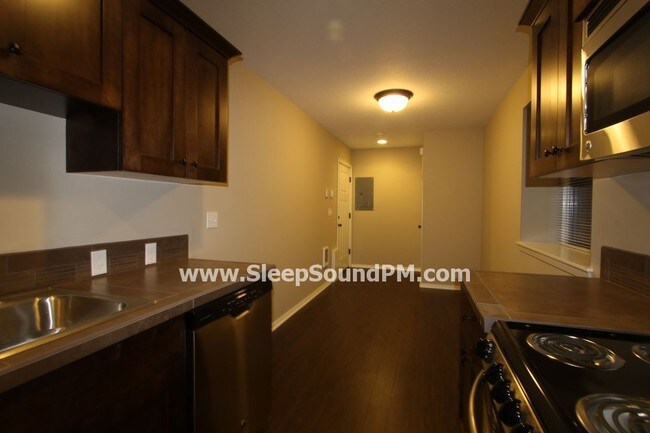 Foto del edificio - Sleek Modern ADU in Richmond Neighborhood