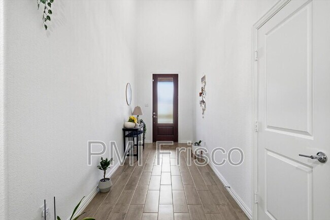 Building Photo - 8309 Gray Squirrel Ln.