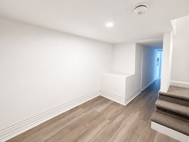 Photo du bâtiment - 16 West Avenue S