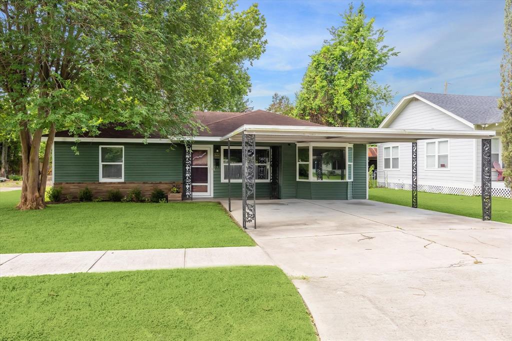 Foto principal - 522 Barkley St