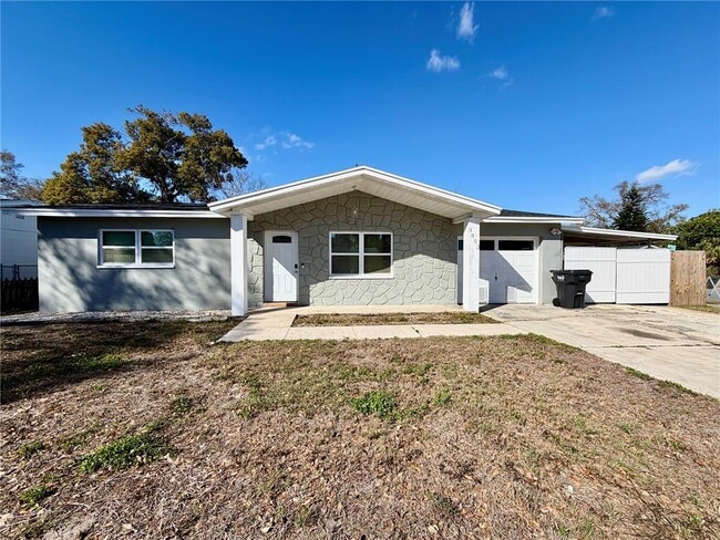 Building Photo - 3803 43rd Ave N