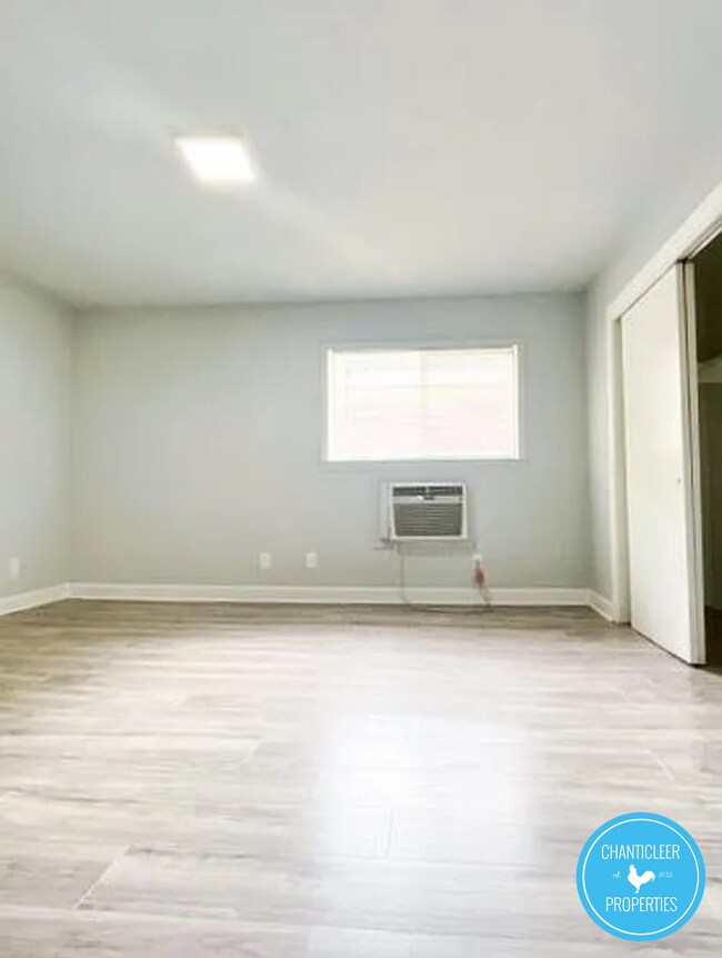 Foto del edificio - 1111 W Academy St