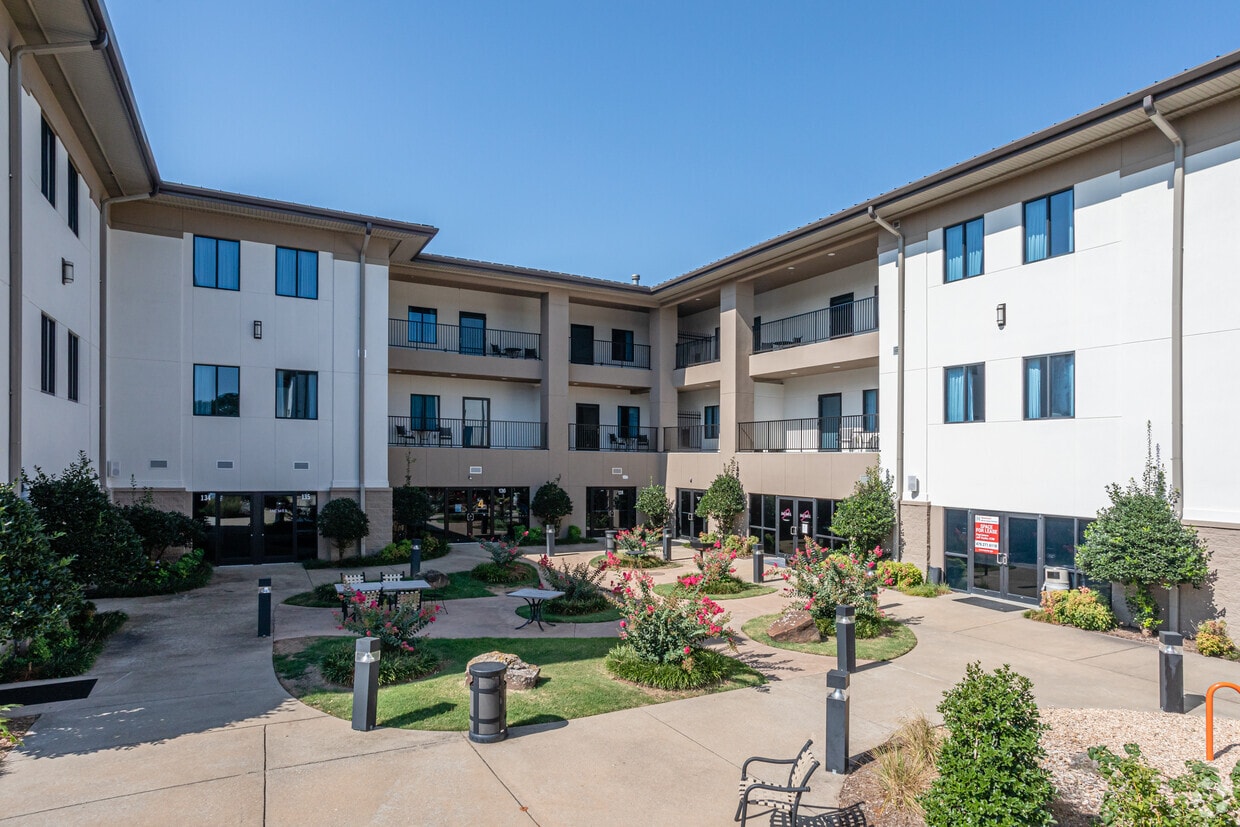 Parkside Apartments Apartments 1120 S Walton Blvd Bentonville, AR