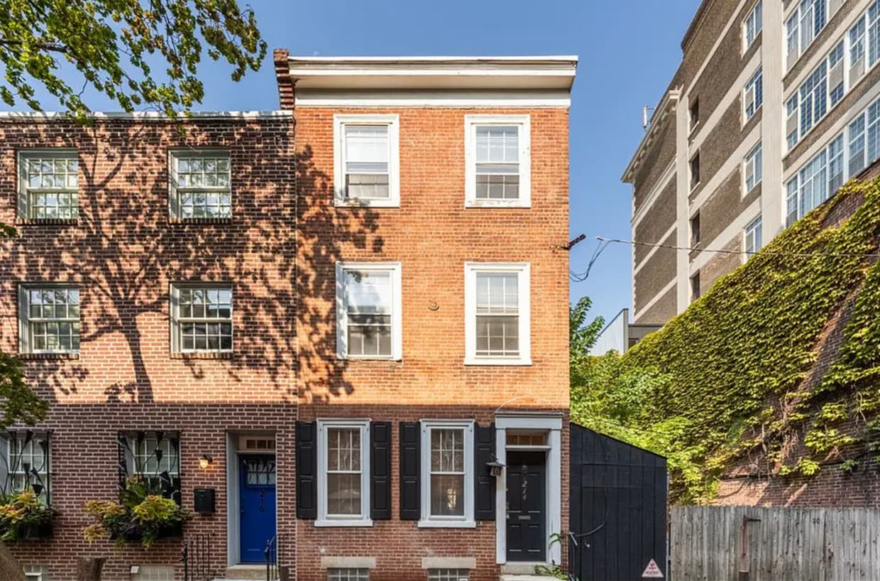 Primary Photo - 214 S Bonsall St