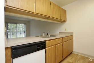 Building Photo - Meadows at Salem Run