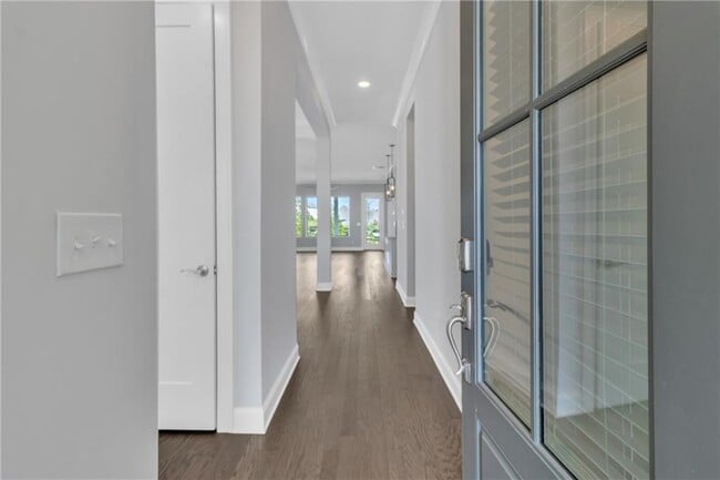 Foto del edificio - 6813 Bungalow Road