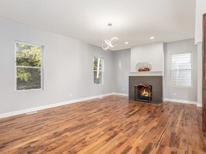 Building Photo - 5725 W Midway Park