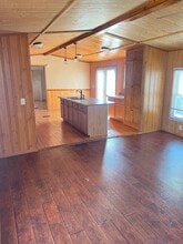 Building Photo - 200 E Zora St