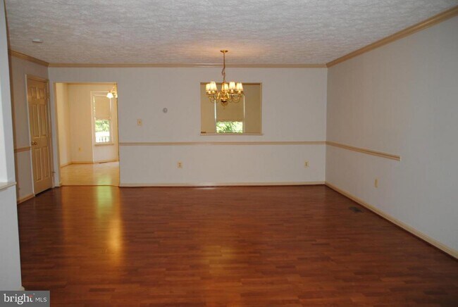 Building Photo - 114 Park Cove Dr