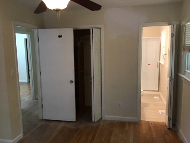 Building Photo - 429 Nicewood Dr
