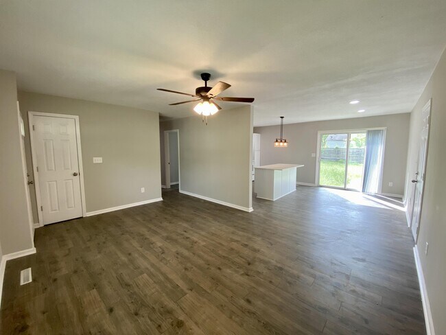 Foto del edificio - 407 Prairie Ln