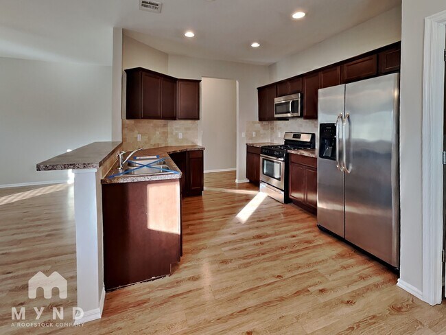 Foto del edificio - 10317 Hidden Village Dr