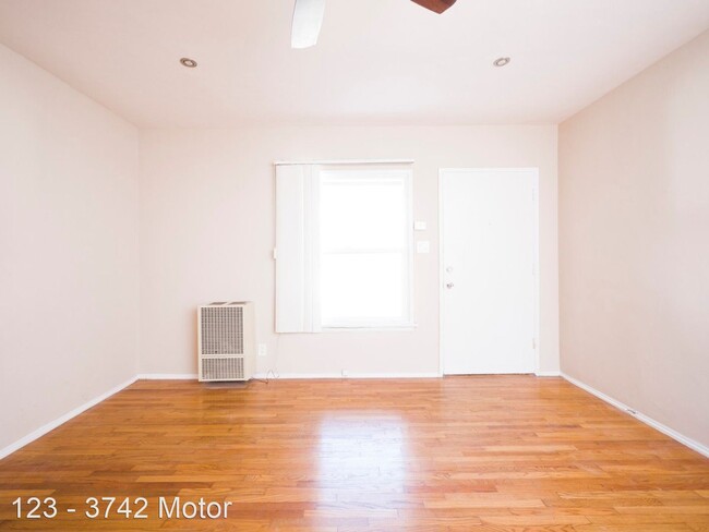 Building Photo - 3742 Motor Ave