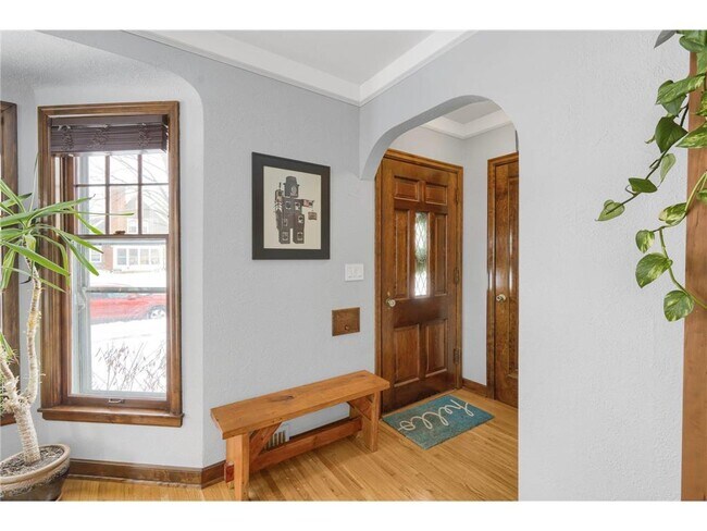 Foto del edificio - 5300 45th Ave S