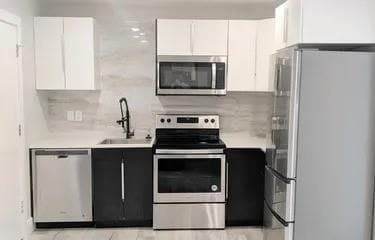 Primary Photo - 1414 Bennett Ave