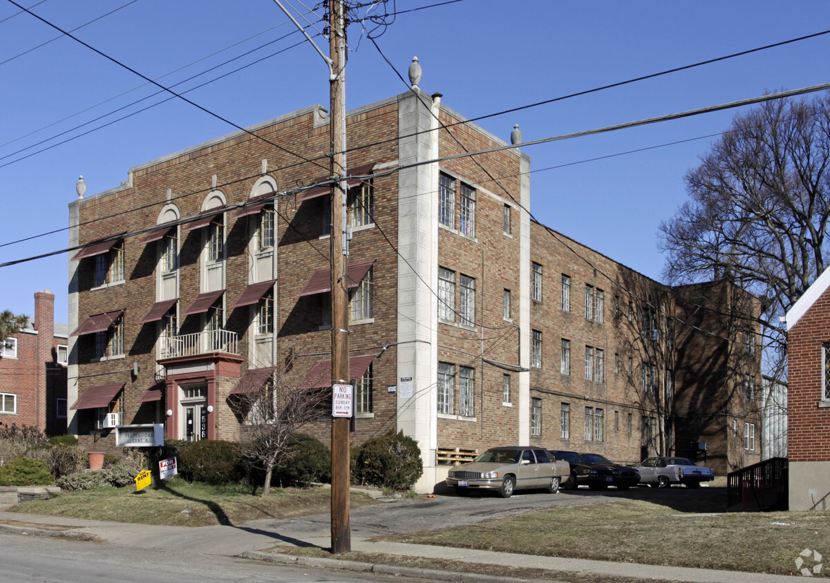 Primary Photo - Rockdale Ave. Professional Center