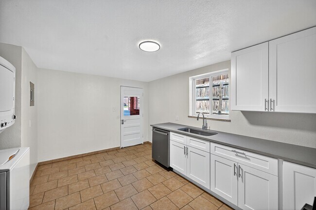 Kitchen - 1857 S Jackson St