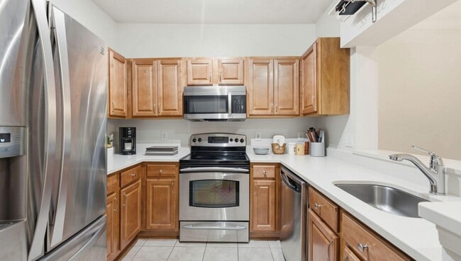 Building Photo - 4551 Strutfield Ln