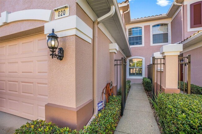 Foto del edificio - 820 Lantern Way