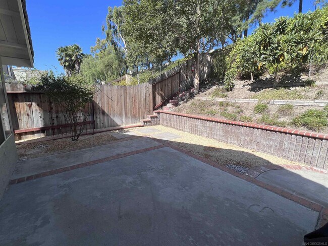 Building Photo - 12168 Waverly Downs Ln