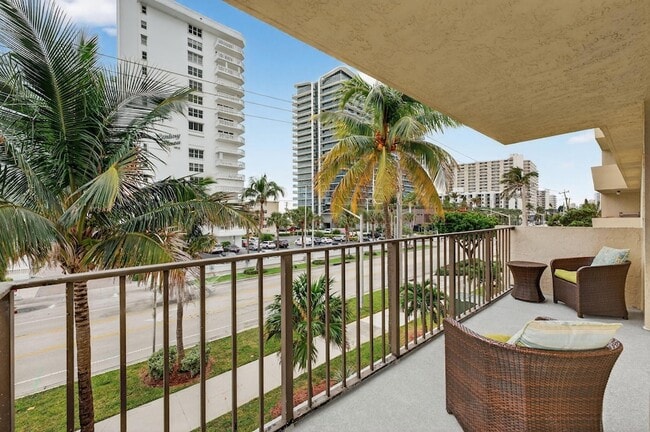 Photo - 1009 N Ocean Blvd Apartment