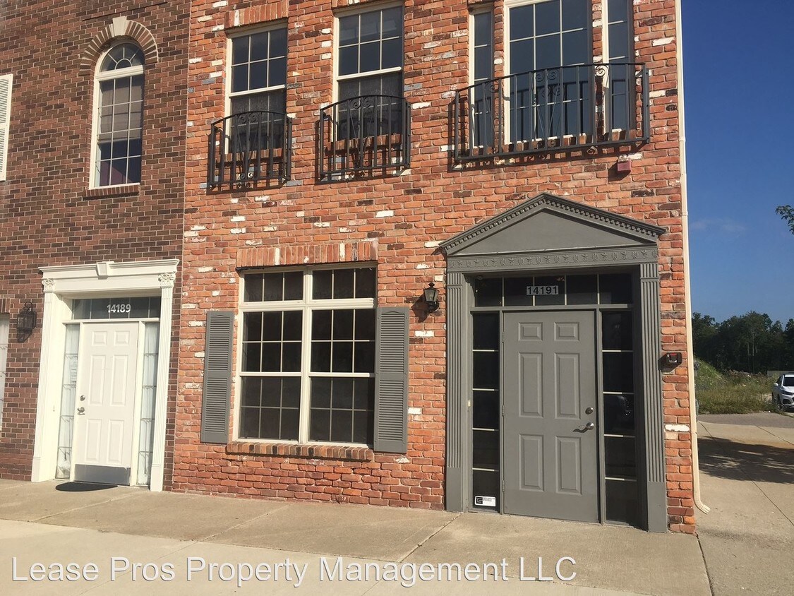 Foto principal - 14191 Lakeside Blvd N