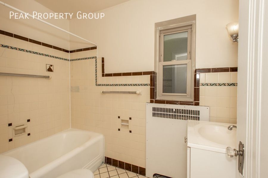 Foto del edificio - 2802 Digby Ave