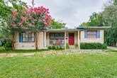Primary Photo - CHARMING 2-BEDROOM IN TERRELL HILLS