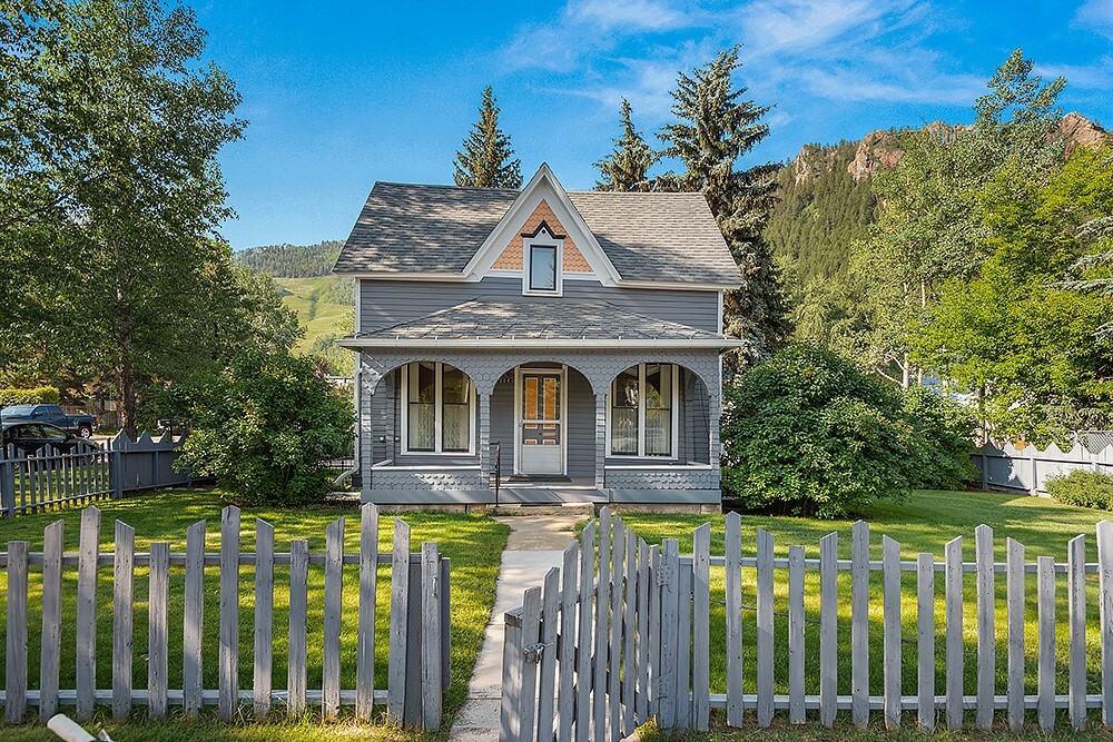 Foto principal - 205 W Main St