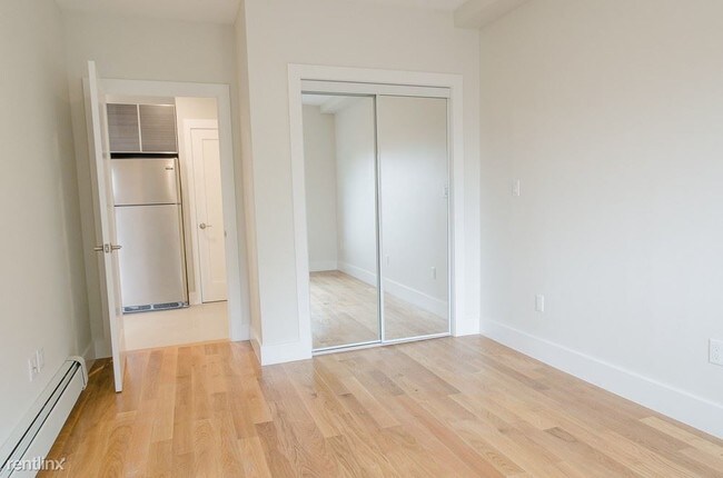 Building Photo - 2577 36th St
