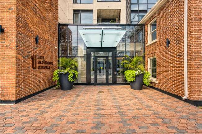 Main Entrance - 2475 Old Bronte Road