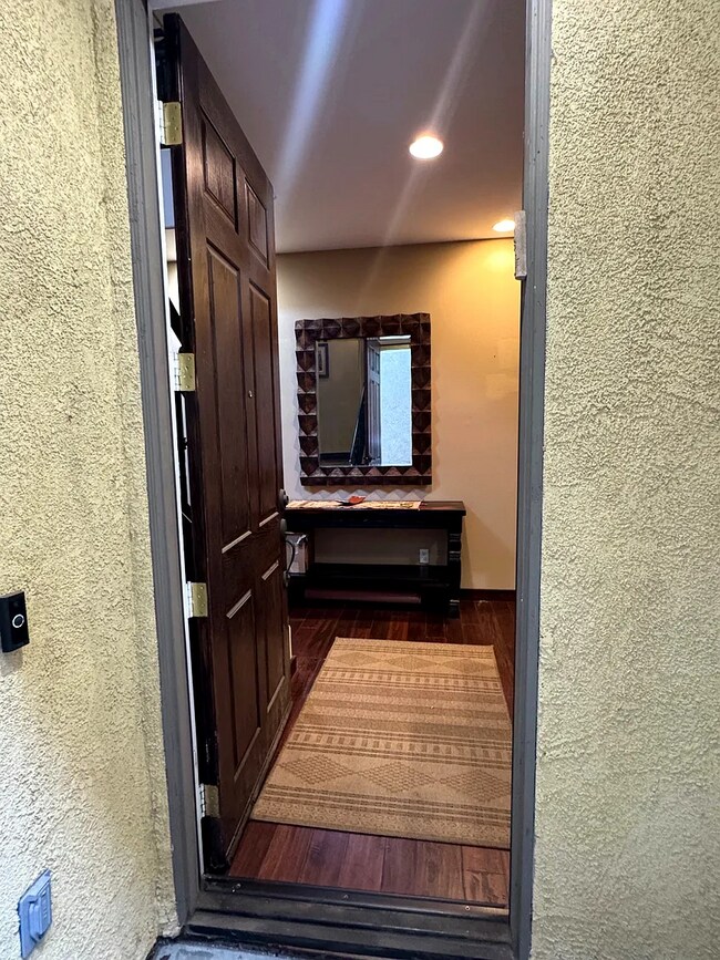 Foto del edificio - 16728 Tim Ln