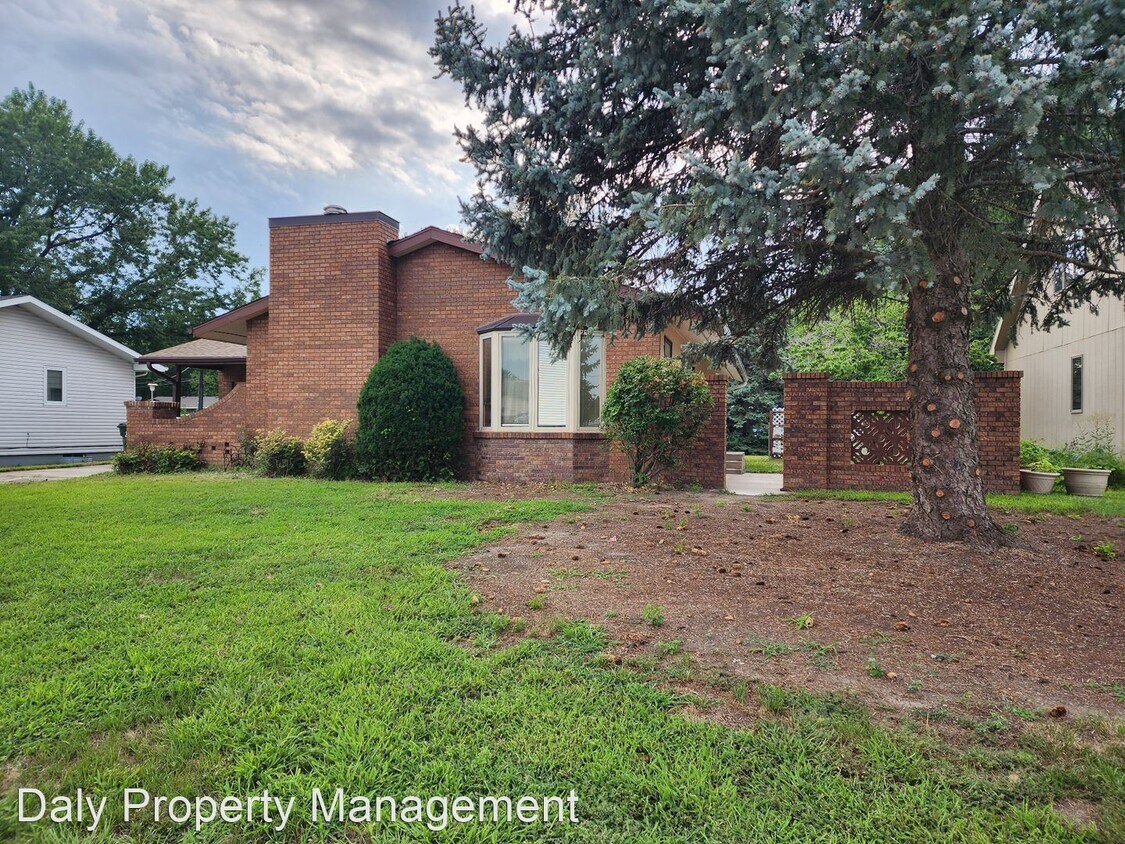 1428 N Hancock Ave, Grand Island, NE 68803 House Rental in Grand