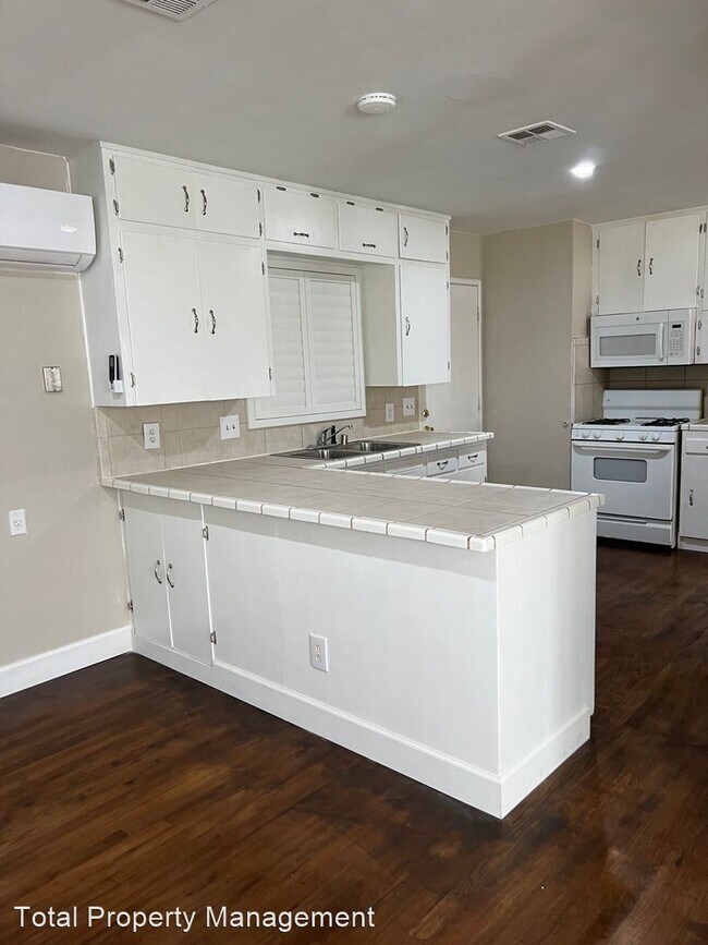 Foto del edificio - 2 br, 2 bath House - 60 Olympic Court