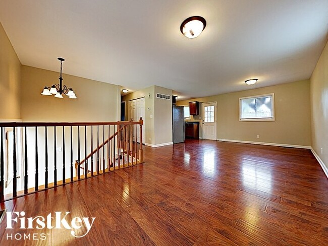 Building Photo - 1154 Rathbone Ave
