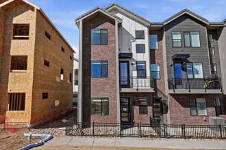 Building Photo - 71 Ascent Trl