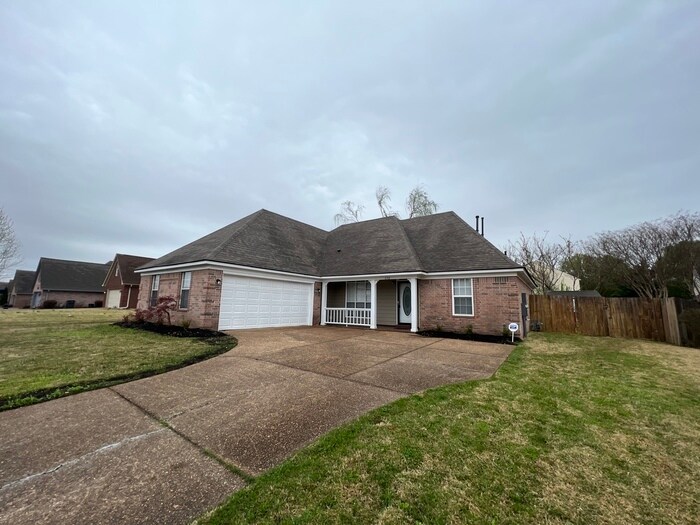 Includes Stove and Fridge House for Rent in Oakland, TN