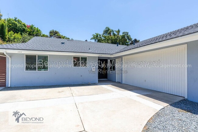 Building Photo - 5313 Vickie Dr