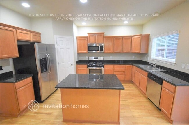 Building Photo - 25339 SE 279th Pl