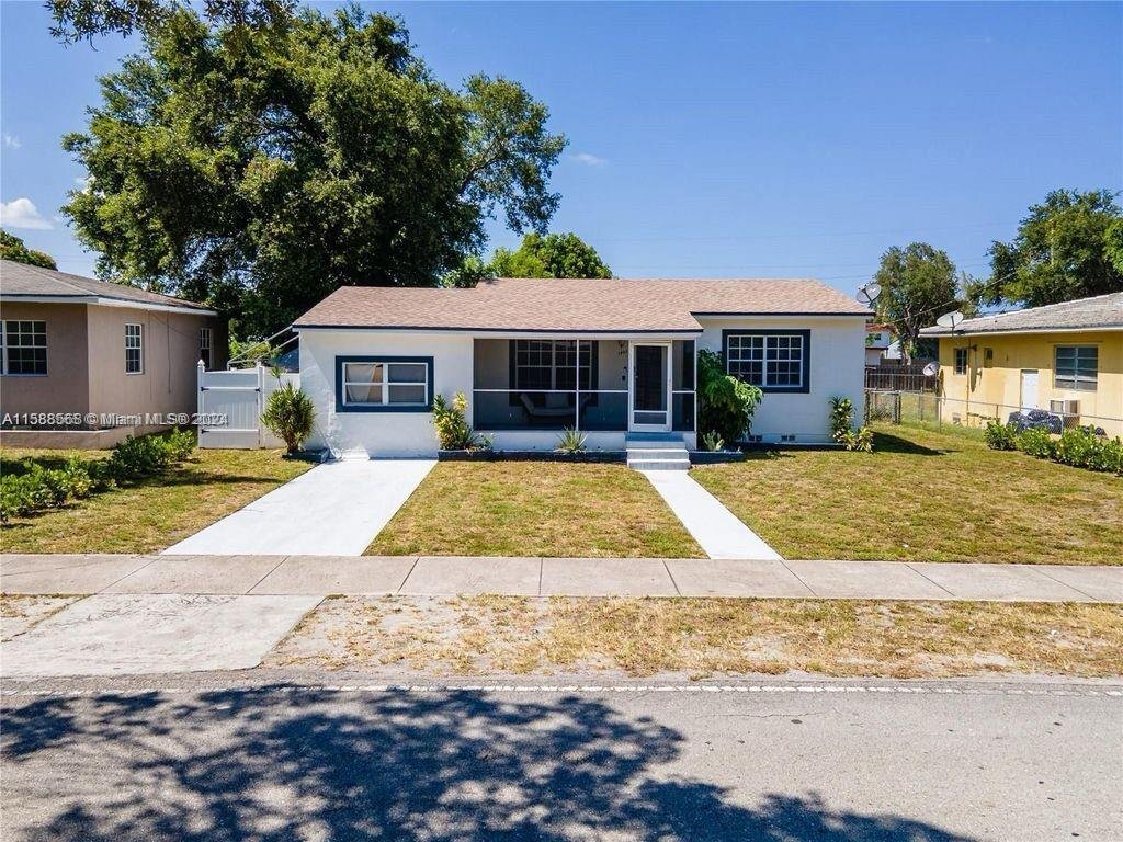 Foto principal - 1453 Northeast 149th Street, Miami, FL 331...