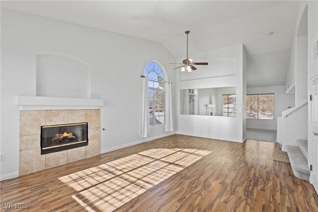 Building Photo - 9475 S Soloshine St