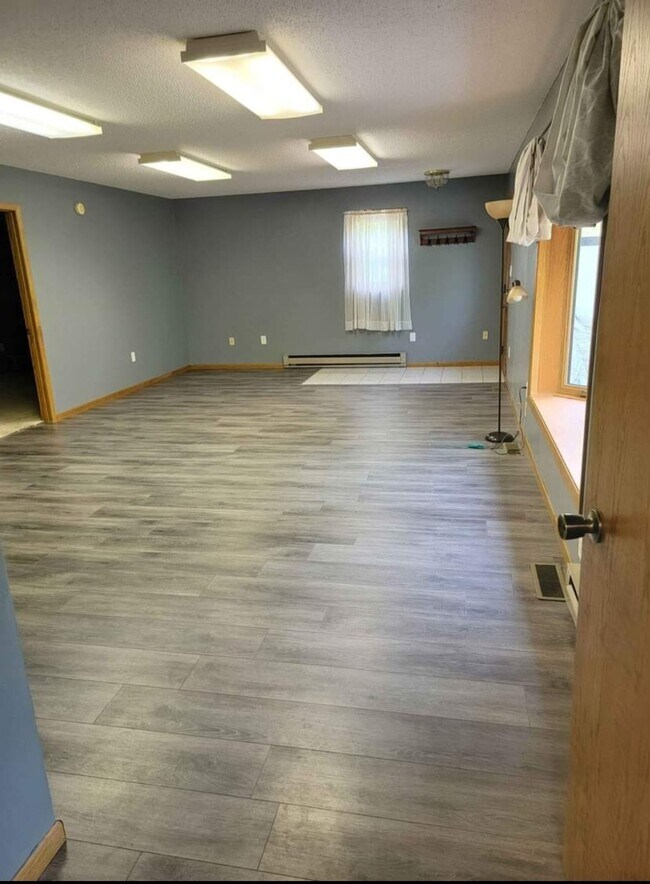 Building Photo - 36746 County Rd 6